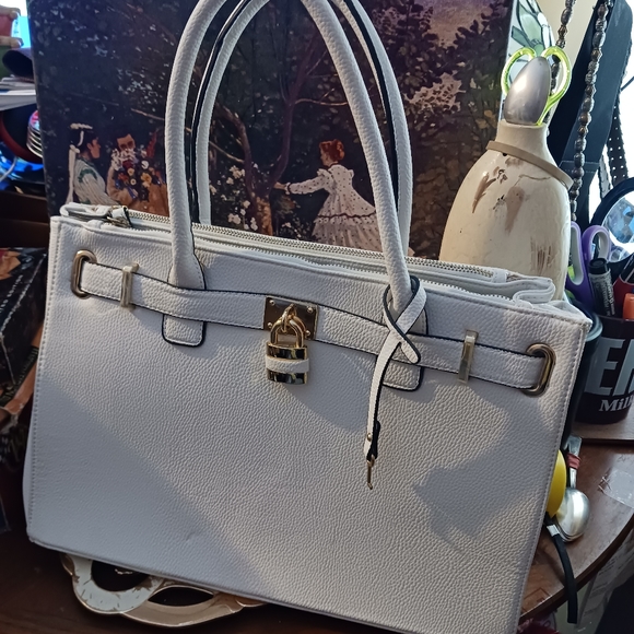 Dasein👜Leather Satchel Bag Gold Hardware,Leather Bag,Lock & 🔑 - Picture 15 of 16